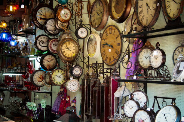 clock_store