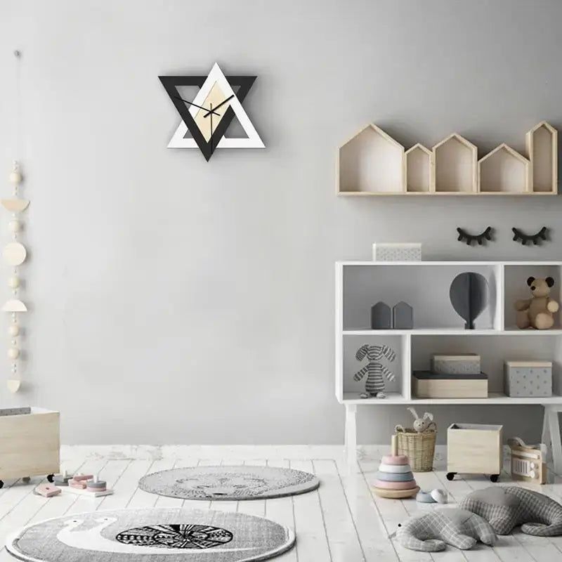 Creative Black and White Wall Clock - wall clock