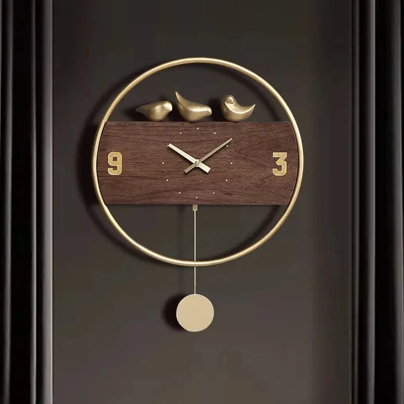 Silent quartz pendulum wall clock in Nordic vintage style