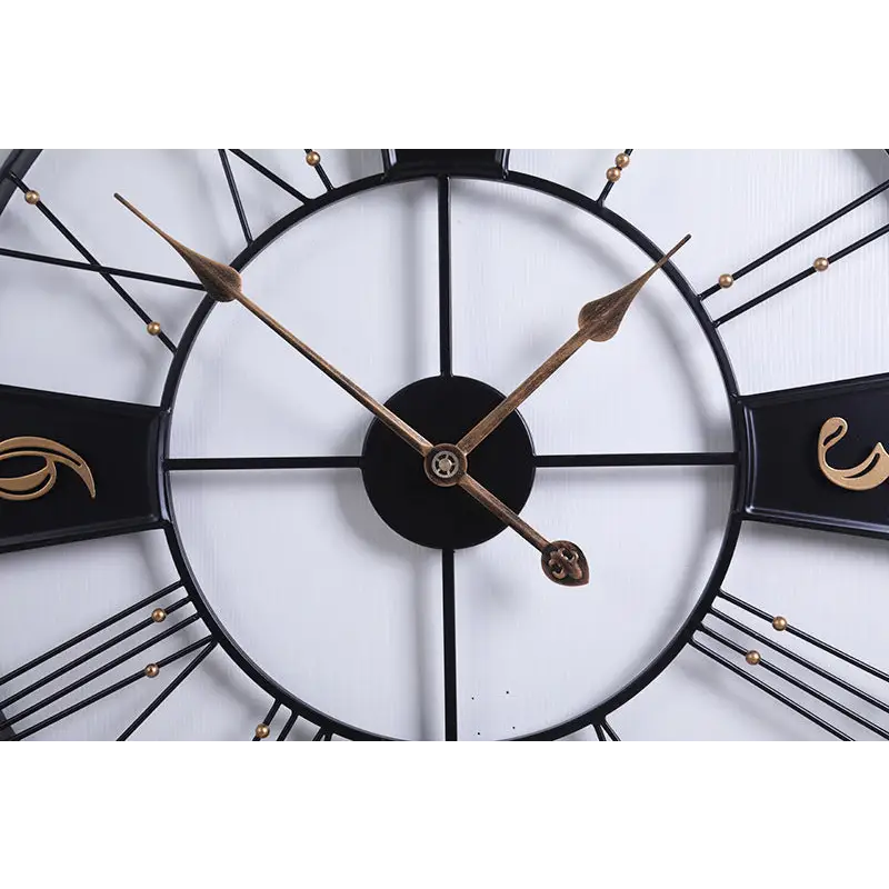 Side profile showing 15 mm depth of the 60 cm metal wall clock