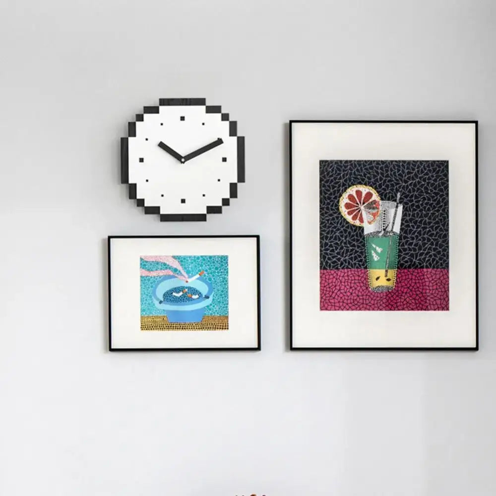 Pixel Wall Clock - black / CHINA