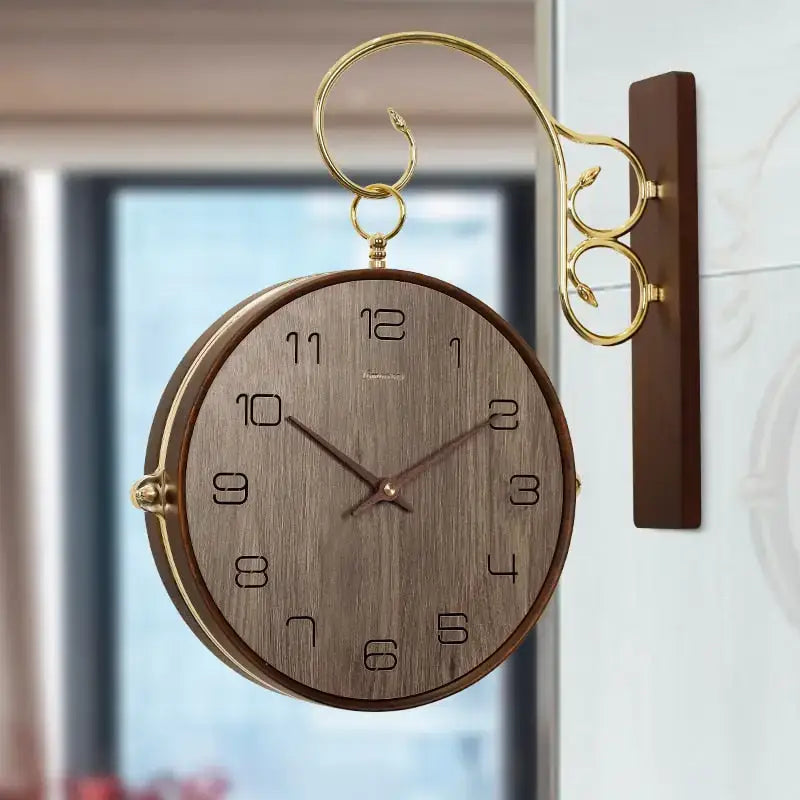 Wooden Double-Sided Clock - bois - wall clock